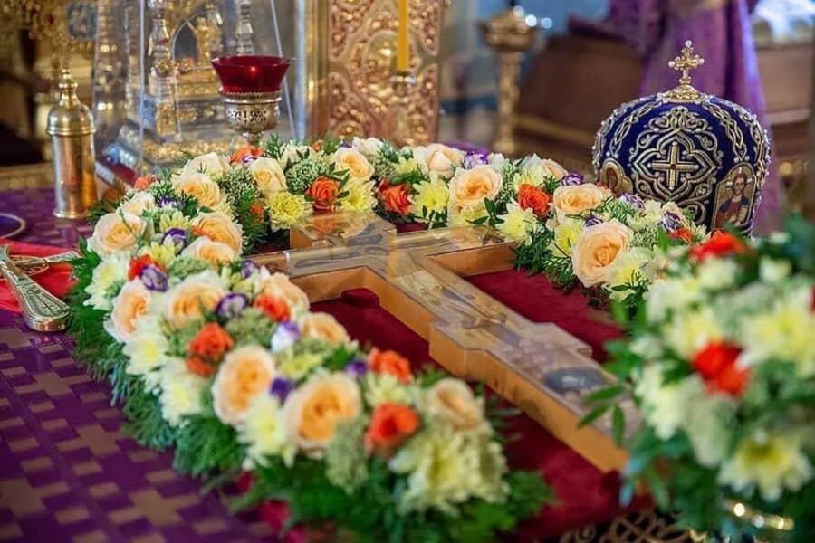 Полный православный календарь на 2022 год церковные праздники, посты и дни памяти главных святых в России