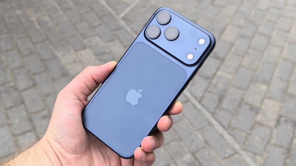 Обзор на айфон 17 сравнение моделей